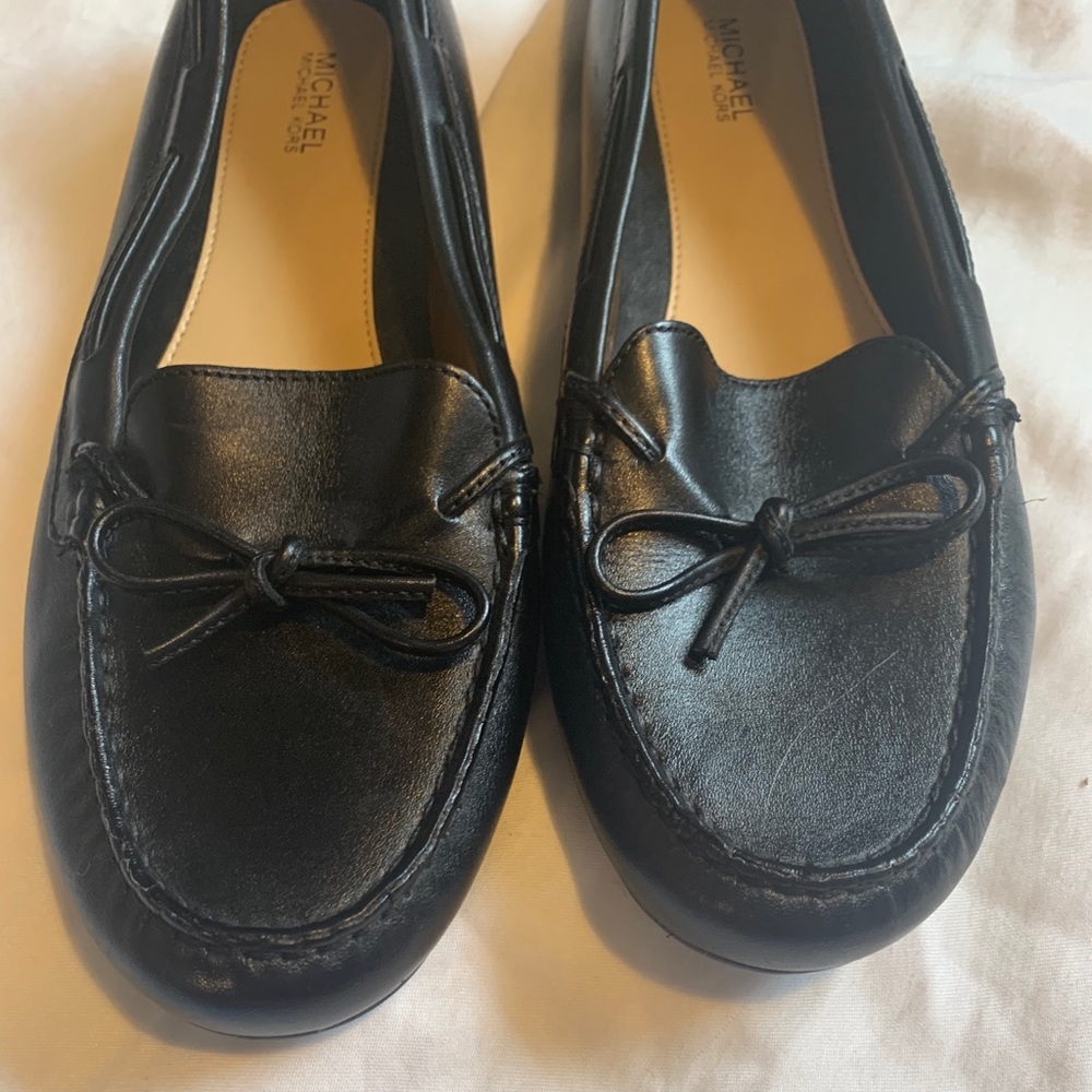 Micheal Kors black leather loafers - Picture 4 of 5